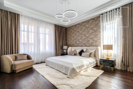 Renovated 120 sqm 2-Bedroom Apartment in District V, Lipótváros