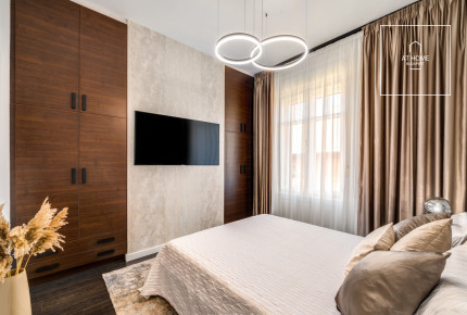 Renovated 120 sqm 2-Bedroom Apartment in District V, Lipótváros
