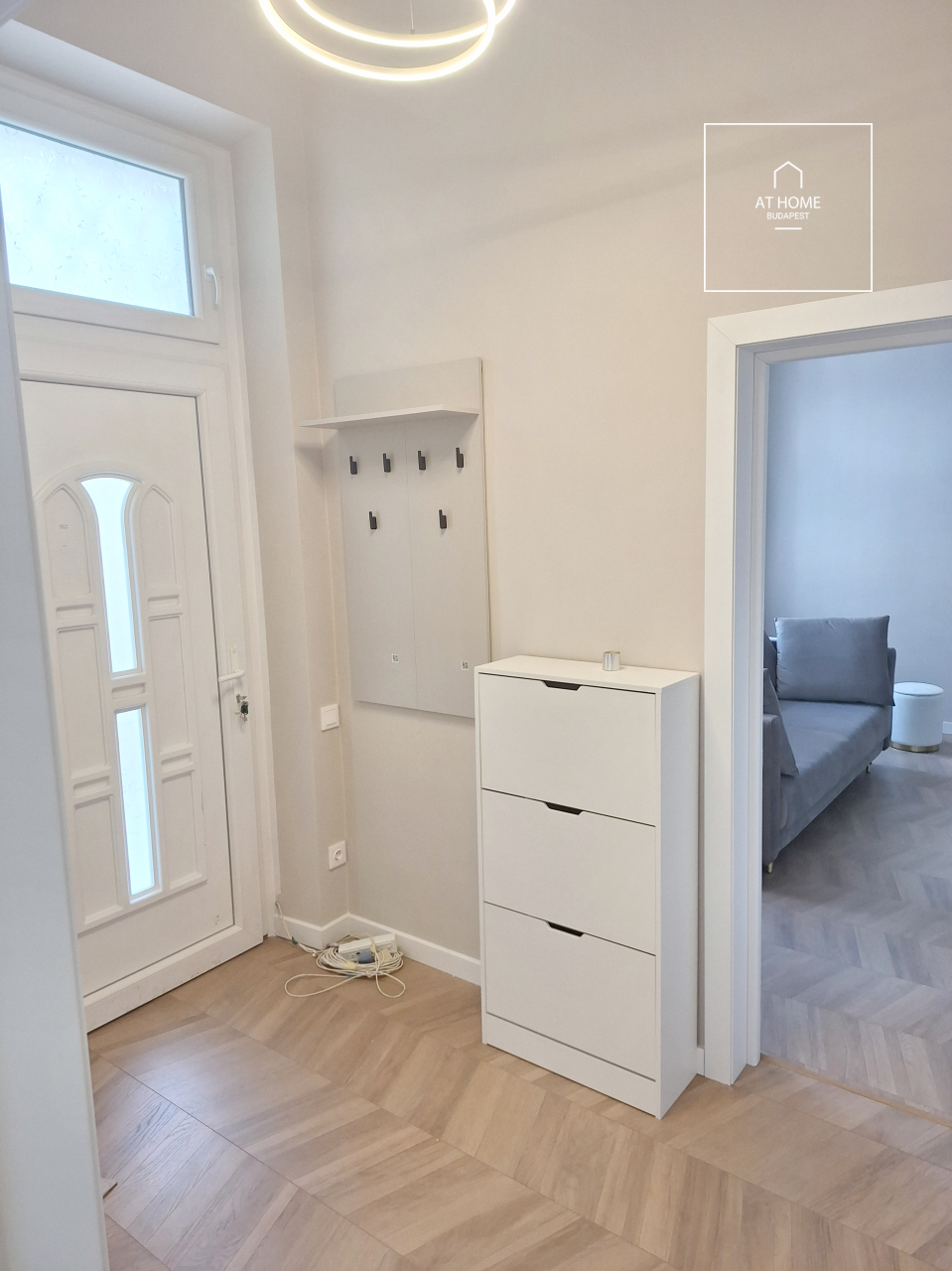 Renovated 65 sqm 2-Bedroom Apartment in District VI, Terézváros