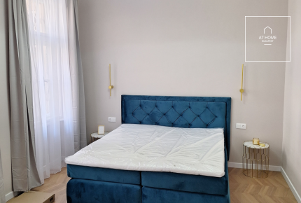 Renovated 65 sqm 2-Bedroom Apartment in District VI, Terézváros
