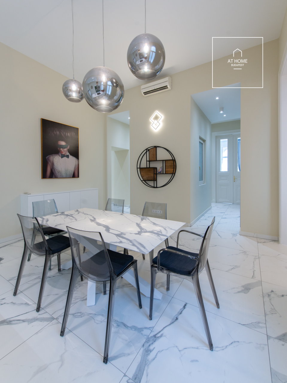 Renovated 160 sqm 3-Bedroom Classical Apartment in District V, Inner City