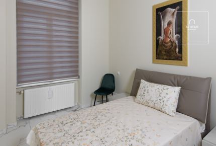 Renovated 160 sqm 3-Bedroom Classical Apartment in District V, Inner City