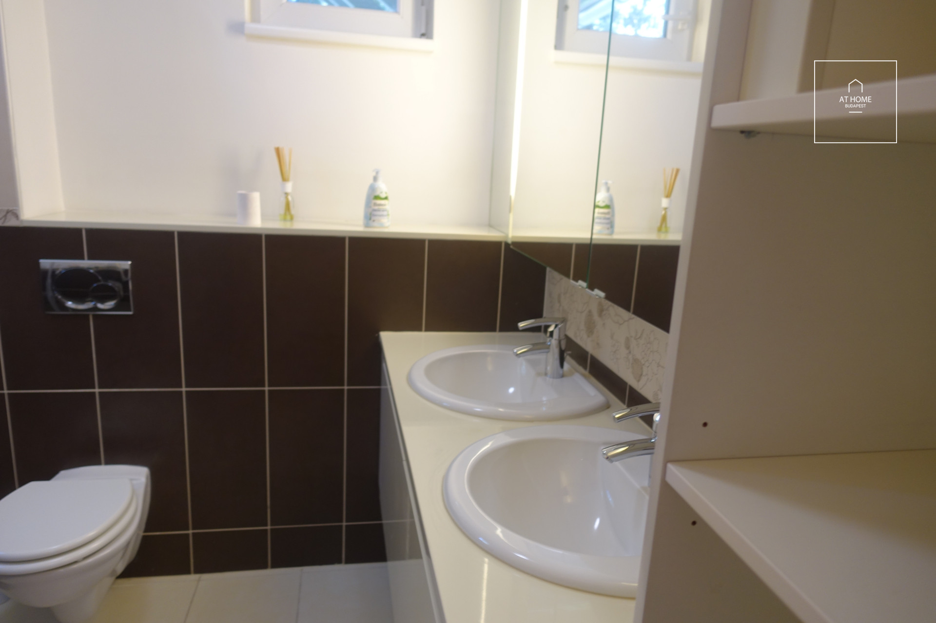 Exclusive detached house for rent Budapest XI. district, Sasad