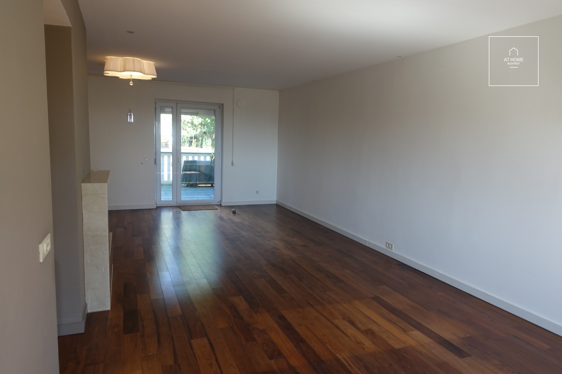 Exclusive detached house for rent Budapest XI. district, Sasad