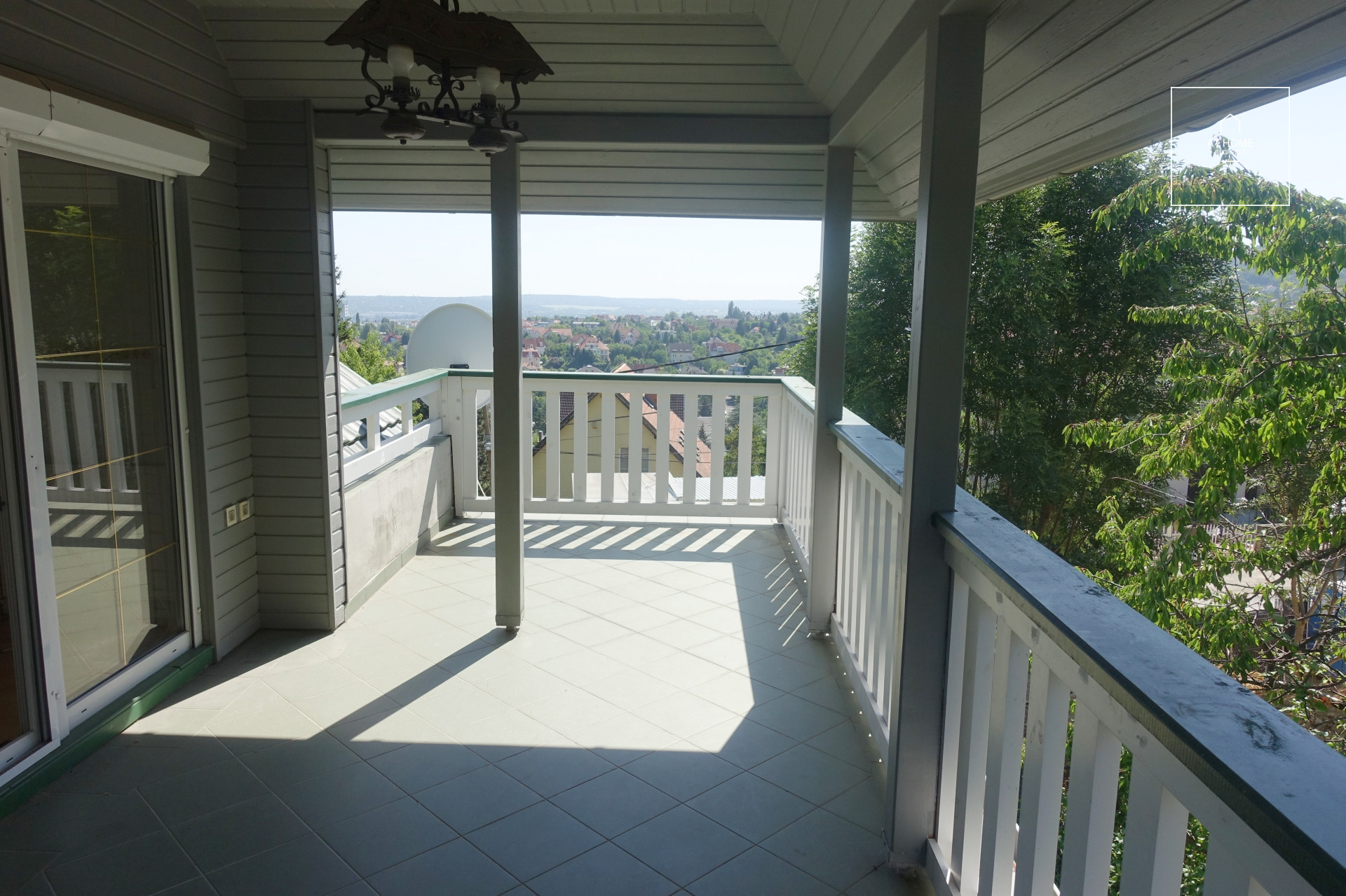 Exclusive detached house for rent Budapest XI. district, Sasad