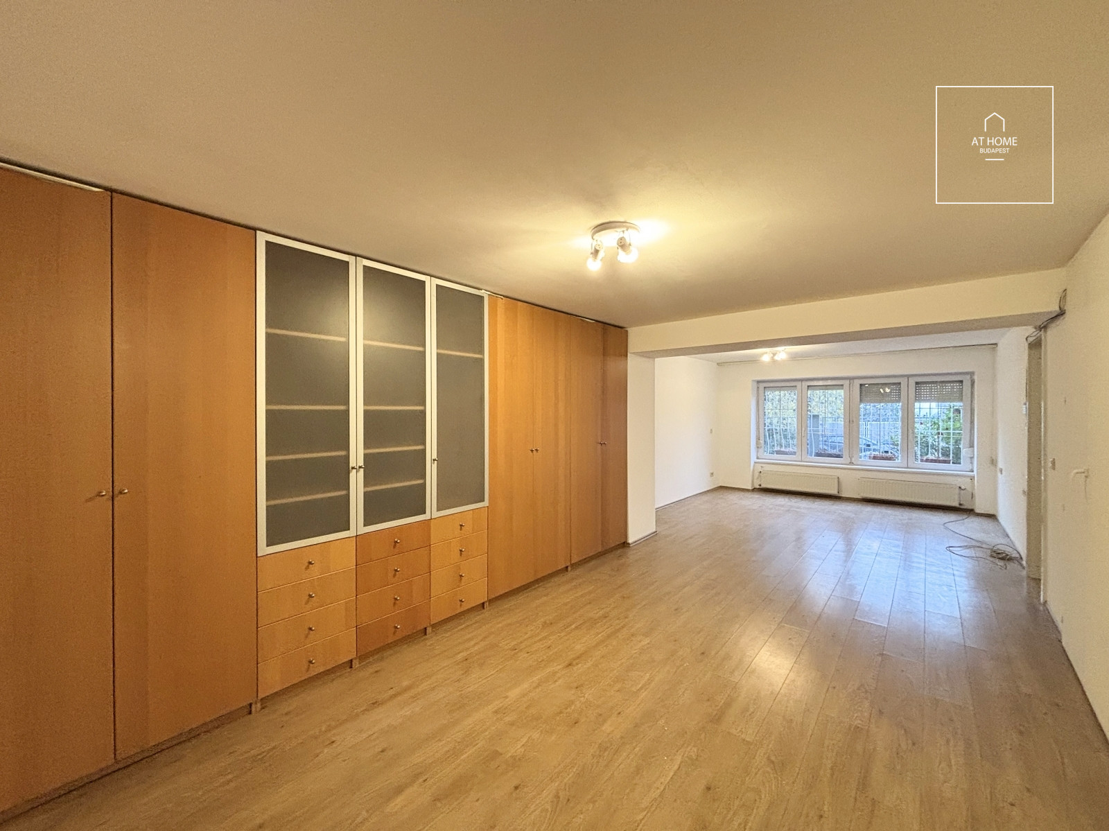 Exkluzív Önálló családi ház kiadó Budapest XI. kerület, Sasad