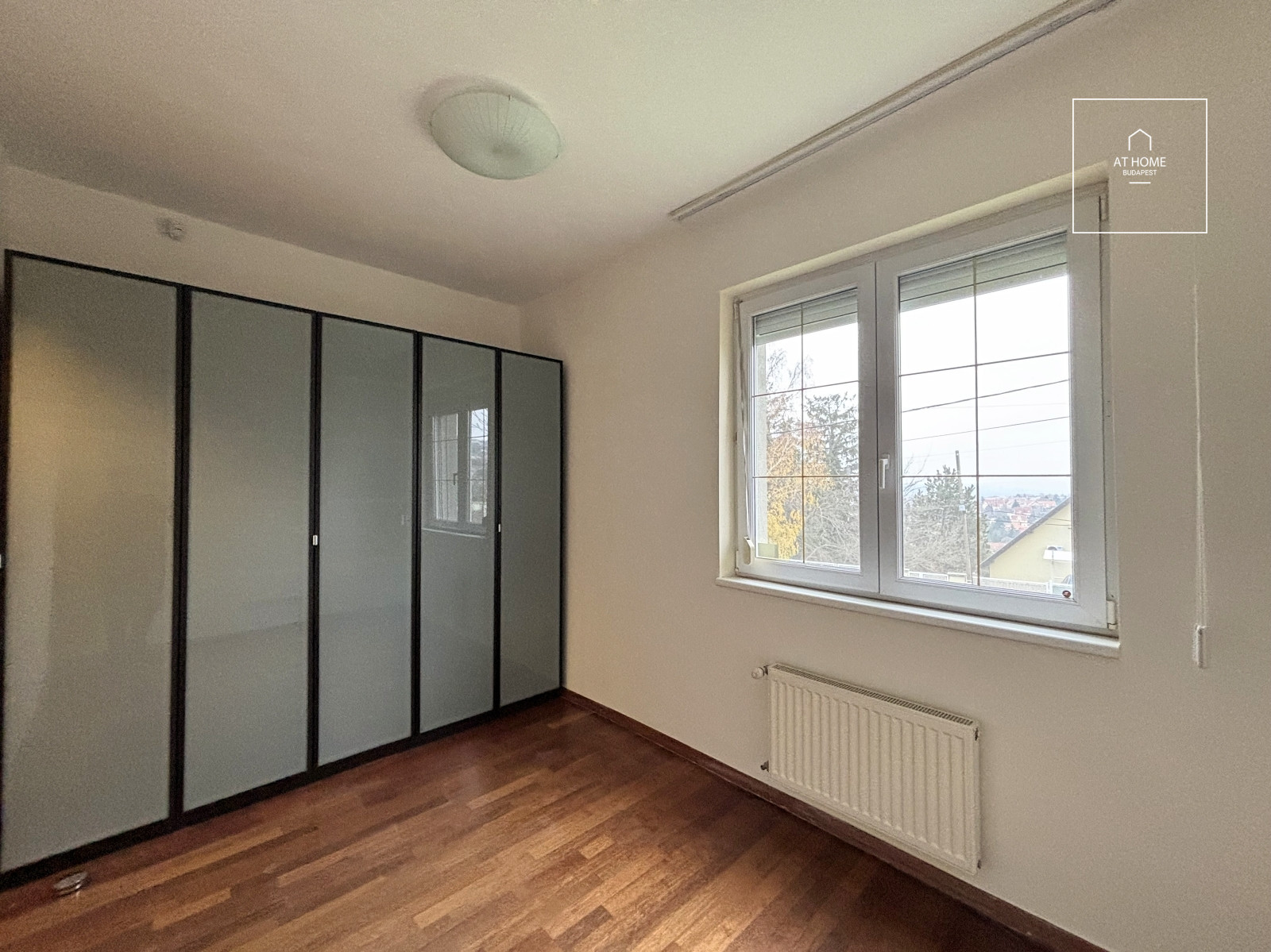 Exkluzív Önálló családi ház kiadó Budapest XI. kerület, Sasad