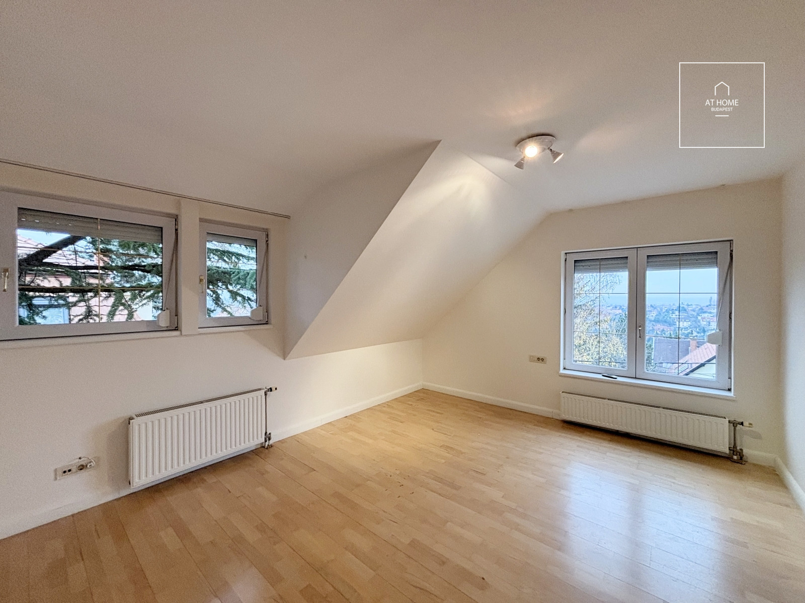 Exclusive detached house for rent Budapest XI. district, Sasad