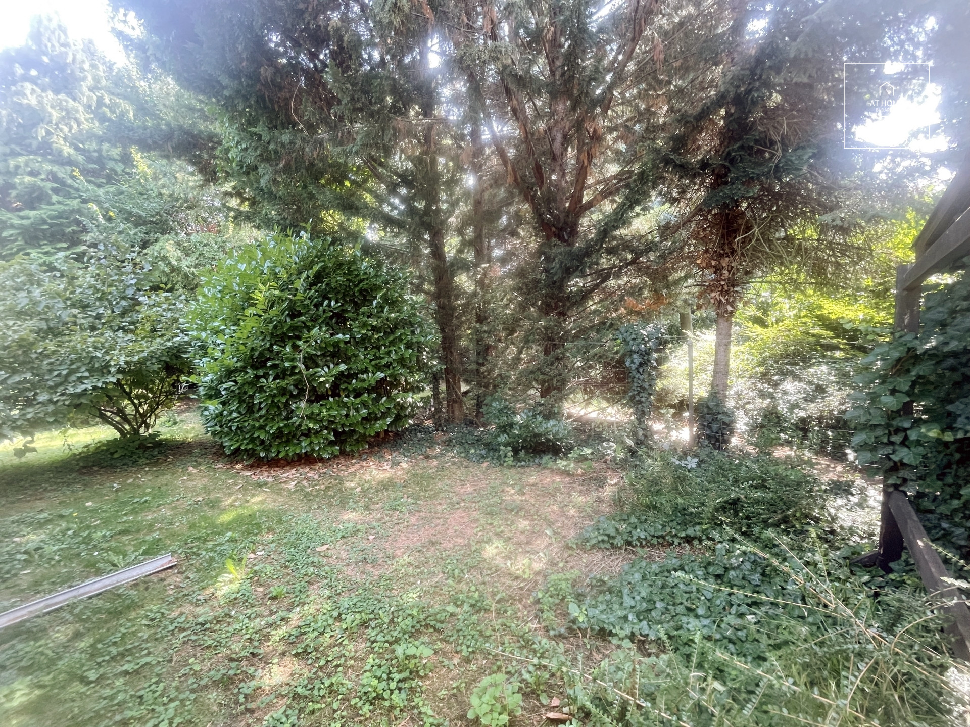 Plot with a family house for sale in Adyliget, 2nd District, Budapest