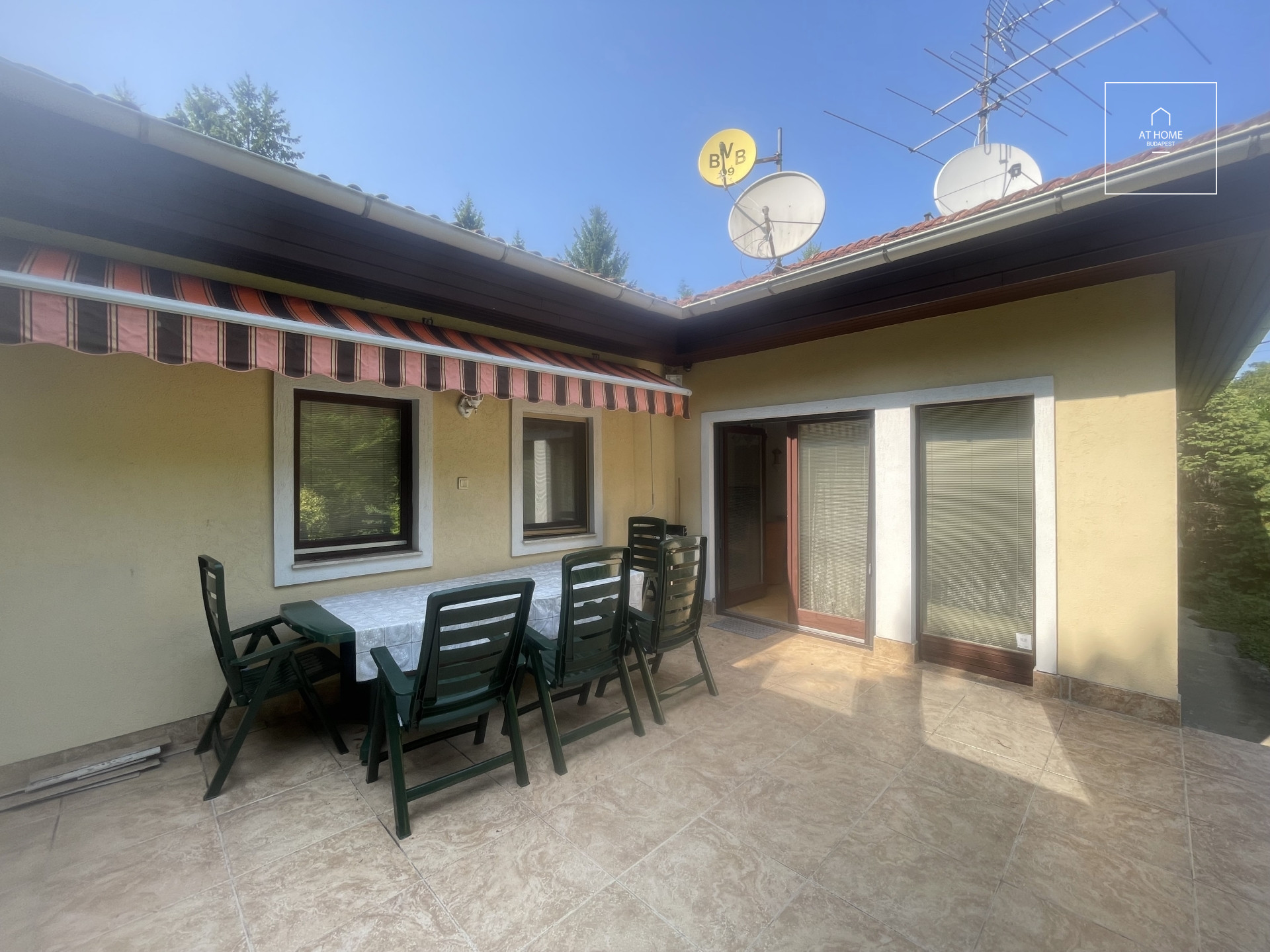 Plot with a family house for sale in Adyliget, 2nd District, Budapest