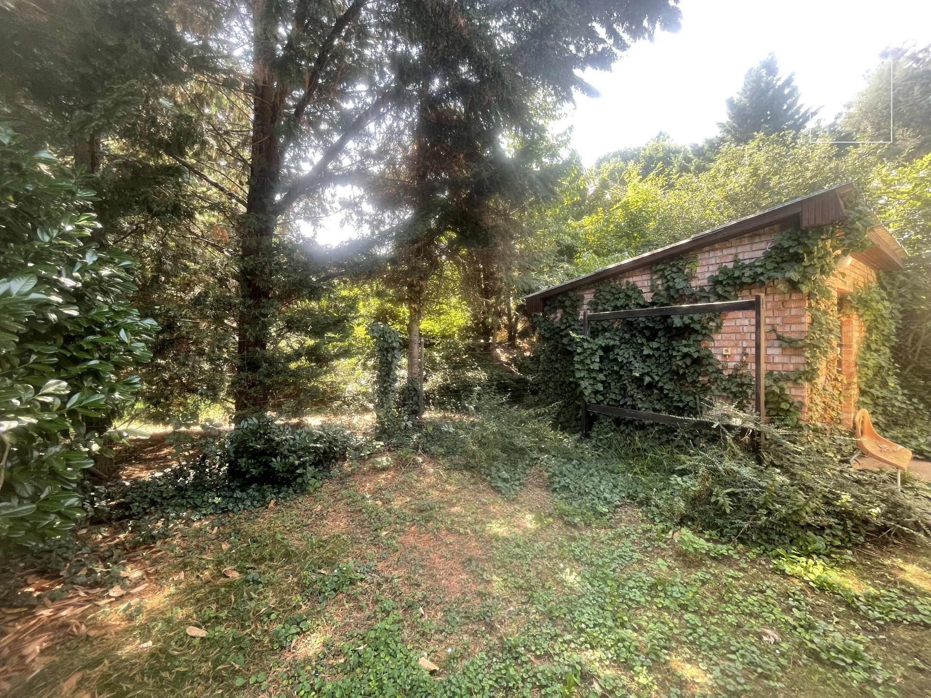 Plot with a family house for sale in Adyliget, 2nd District, Budapest