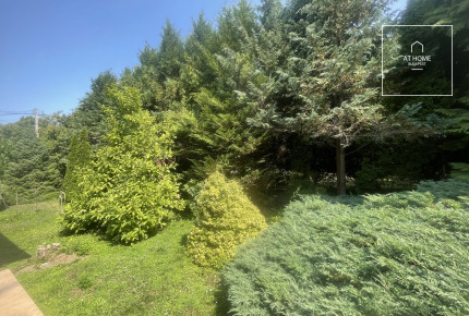 Plot with a family house for sale in Adyliget, 2nd District, Budapest