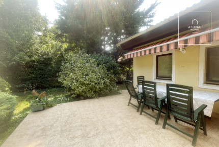 Plot with a family house for sale in Adyliget, 2nd District, Budapest