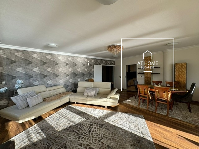 3-bedroom apartment with view of the Danube for rent in Budapest IX. district