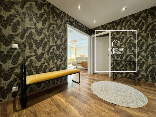 3-bedroom apartment with view of the Danube for rent in Budapest IX. district