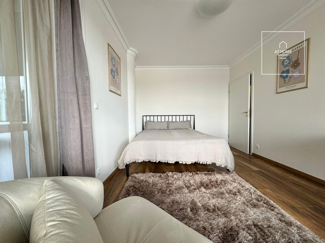 3-bedroom apartment with view of the Danube for rent in Budapest IX. district