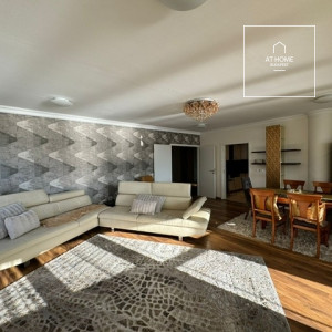 3-bedroom apartment with view of the Danube for rent in Budapest IX. district