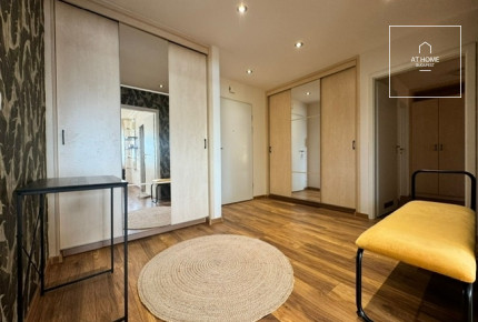 3-bedroom apartment with view of the Danube for rent in Budapest IX. district