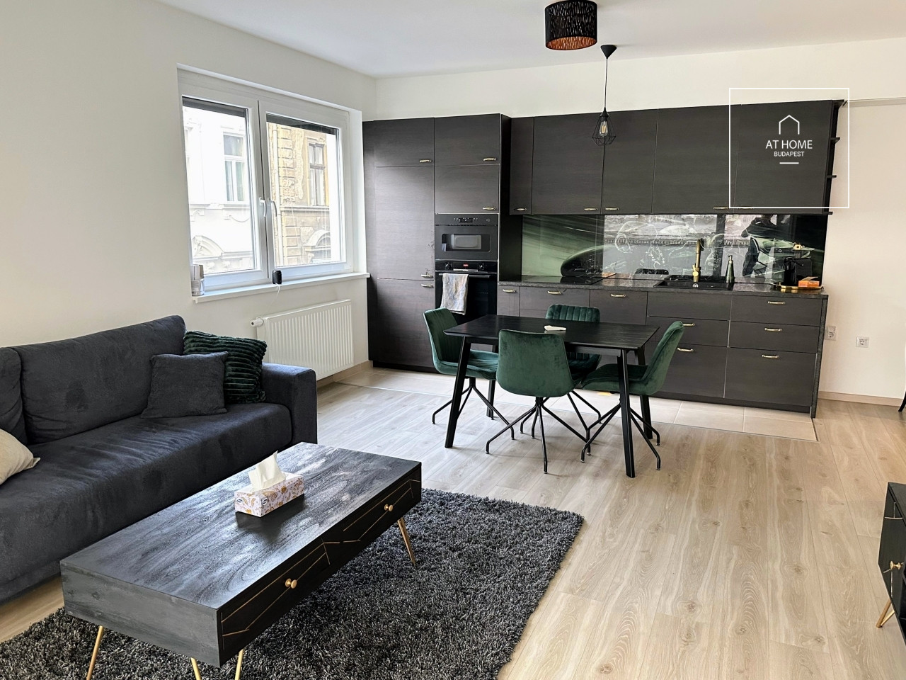 78 sqm 3-bedroom apartment with a terrace, District VI, Terézváros