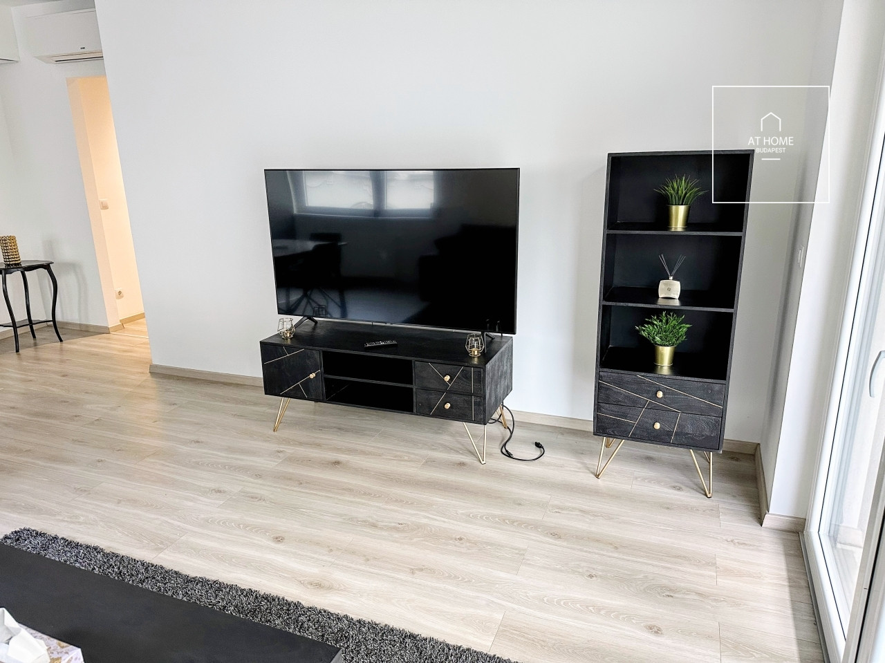 78 sqm 3-bedroom apartment with a terrace, District VI, Terézváros