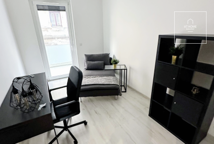 78 sqm 3-bedroom apartment with a terrace, District VI, Terézváros