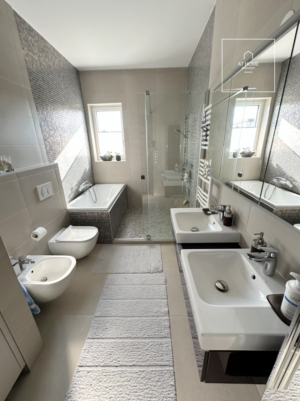 Newly built 217 sqm family home with 4 bedrooms in District XI, Madárhegy