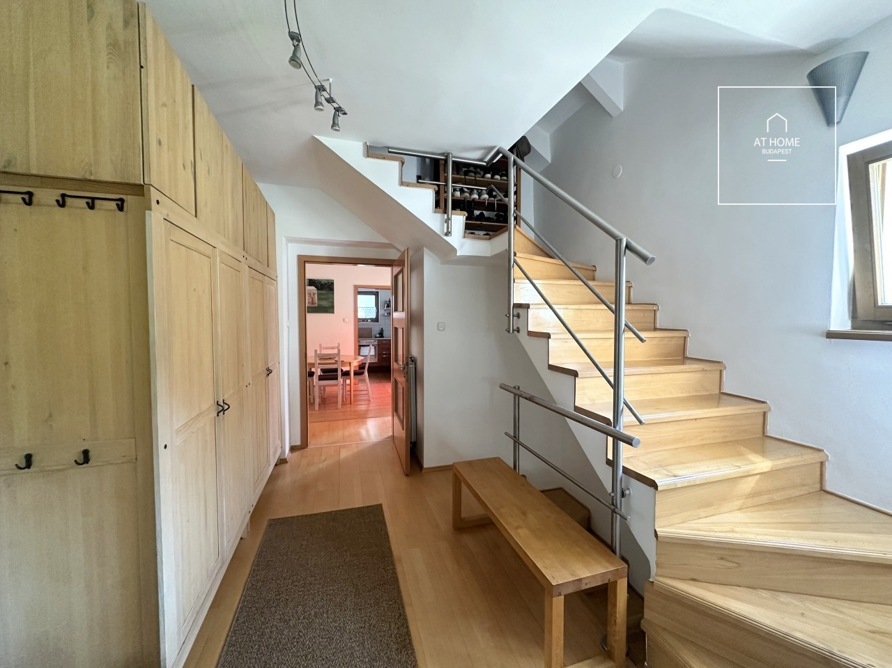 Stunning detached house for rent Budapest II. district, Rózsadomb