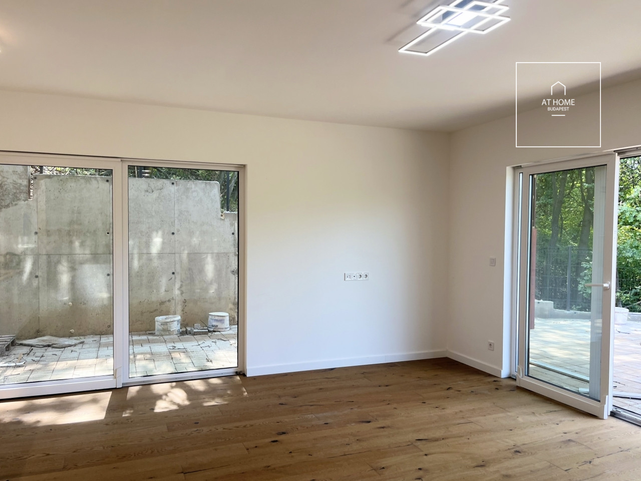 Ground floor 81 sqm panoramic apartment with 2 bedrooms in District III, Mátyáshegy