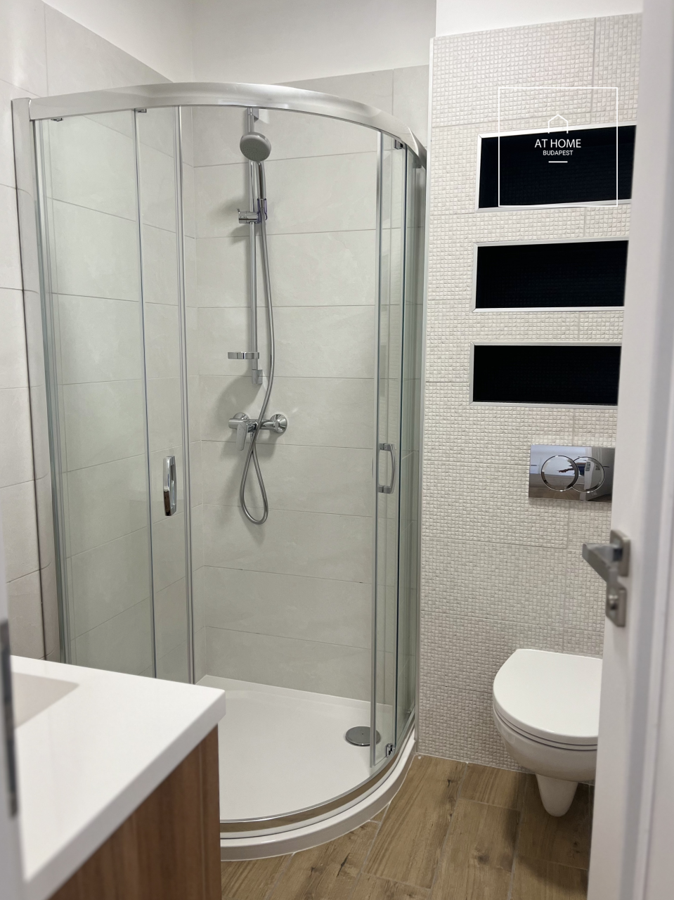 Ground floor 81 sqm panoramic apartment with 2 bedrooms in District III, Mátyáshegy