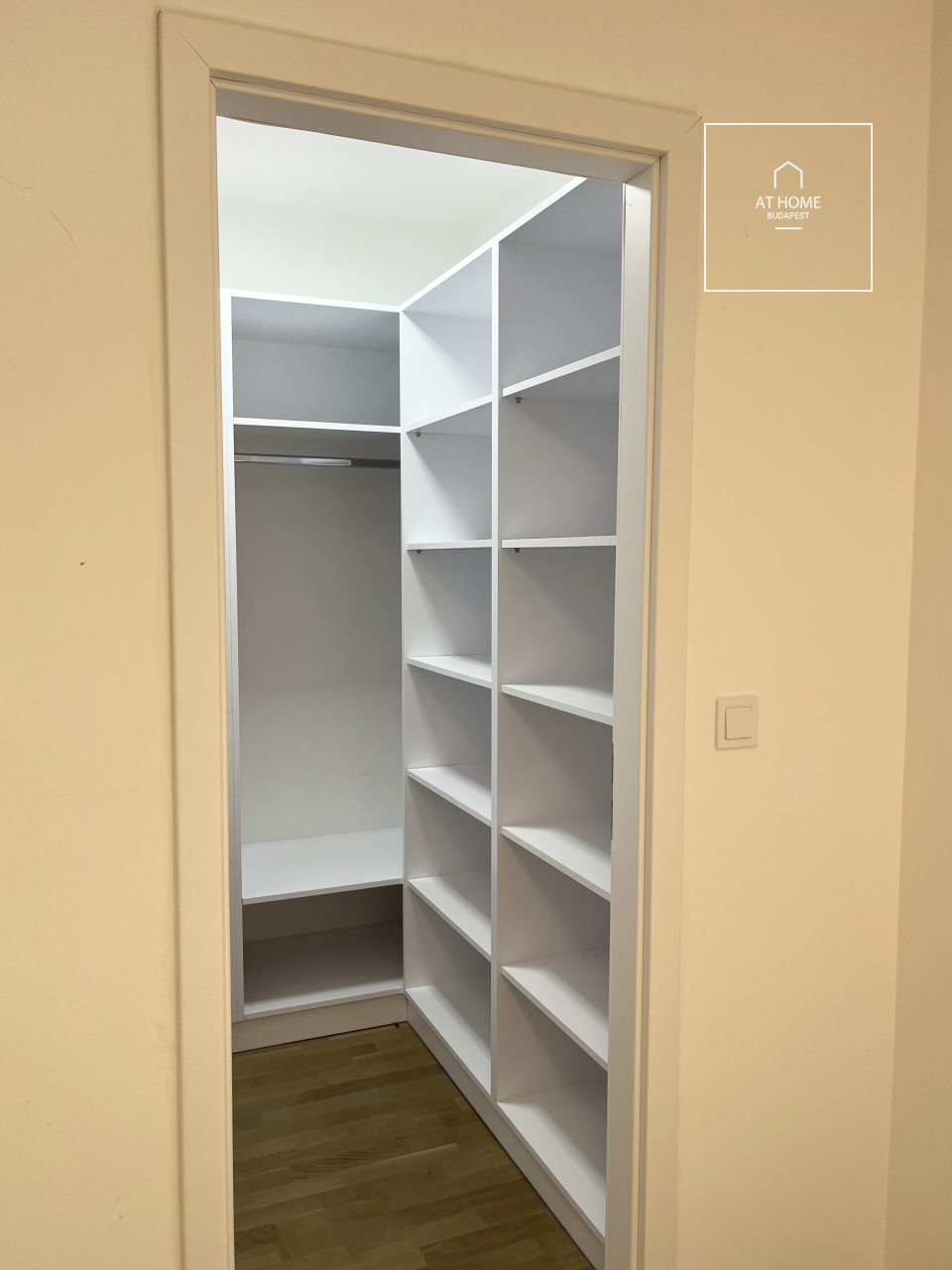 Ground floor 81 sqm panoramic apartment with 2 bedrooms in District III, Mátyáshegy