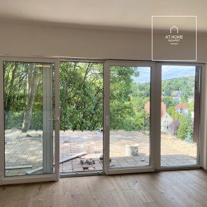 Ground floor 81 sqm panoramic apartment with 2 bedrooms in District III, Mátyáshegy