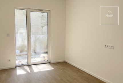 Ground floor 81 sqm panoramic apartment with 2 bedrooms in District III, Mátyáshegy