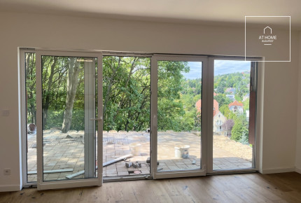 Földszinti 81nm-es 2 hálószobás panorámás lakás III. kerület, Mátyáshegy