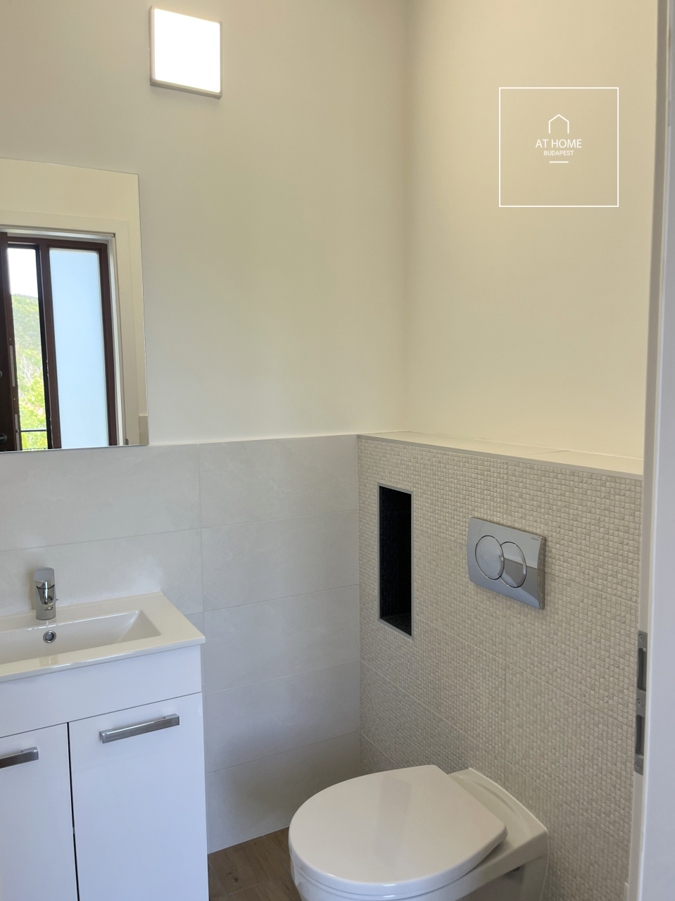 102 sqm panoramic first-floor apartment with 3 bedrooms in District III, Mátyáshegy