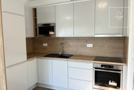 102 sqm panoramic first-floor apartment with 3 bedrooms in District III, Mátyáshegy
