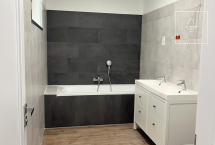 102 sqm panoramic first-floor apartment with 3 bedrooms in District III, Mátyáshegy