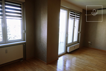 Budapest XII. district, Németvölgy, 3 bedrooms apartment with balcony for rent.