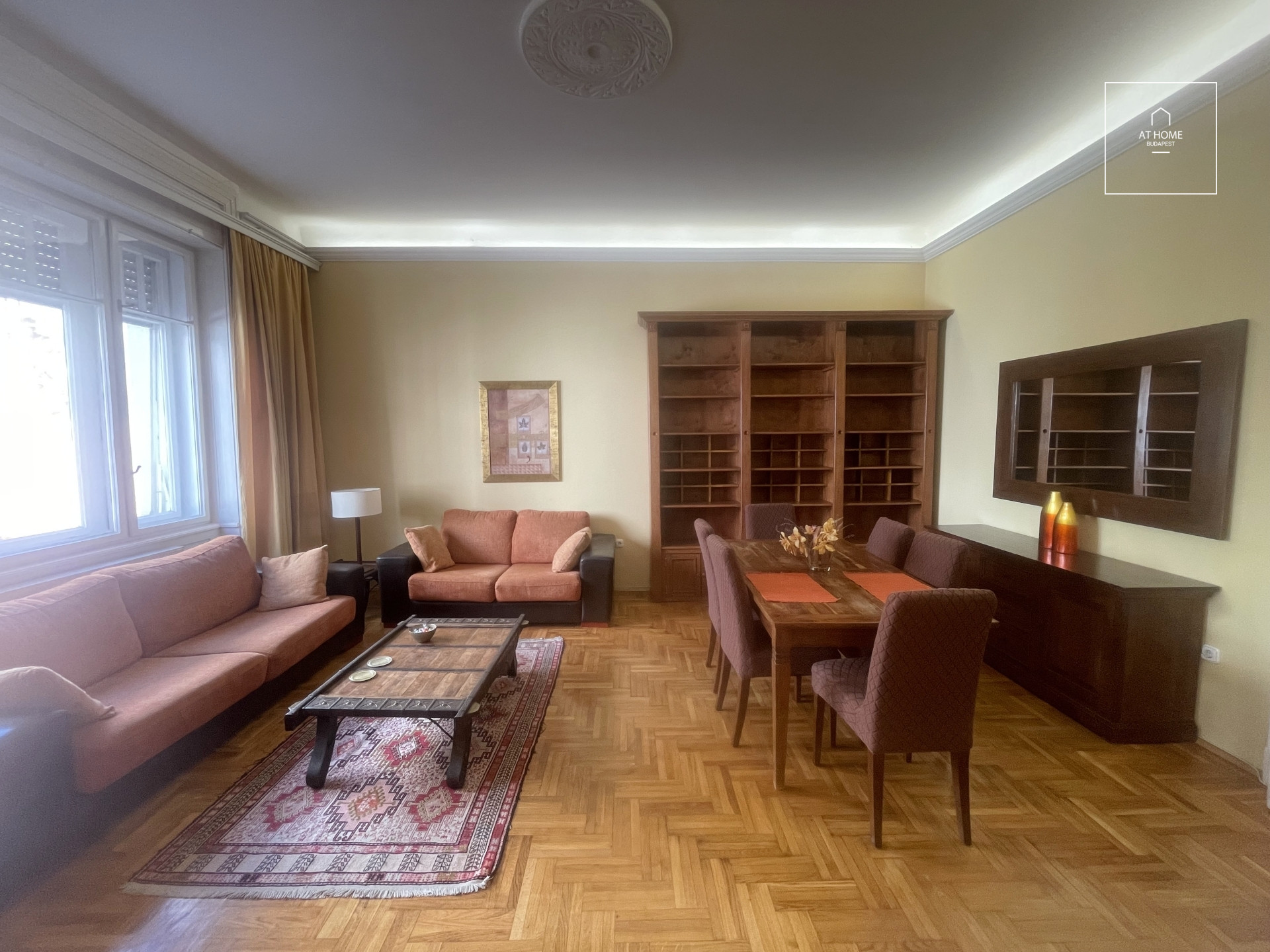 2-bedroom, renovated apartment in District V, Downtown Budapest