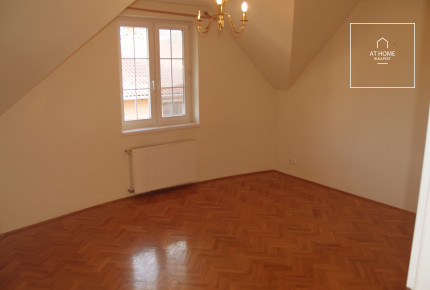 Lélegzetelállító villa kiadó  II/A. kerület, Remetekertváros