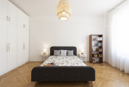 Central location  fully refurbished flat in 13th district