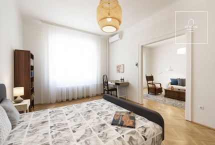 Central location  fully refurbished flat in 13th district