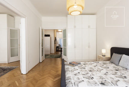 Central location  fully refurbished flat in 13th district