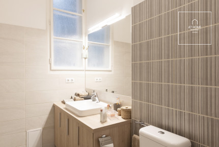 Central location  fully refurbished flat in 13th district