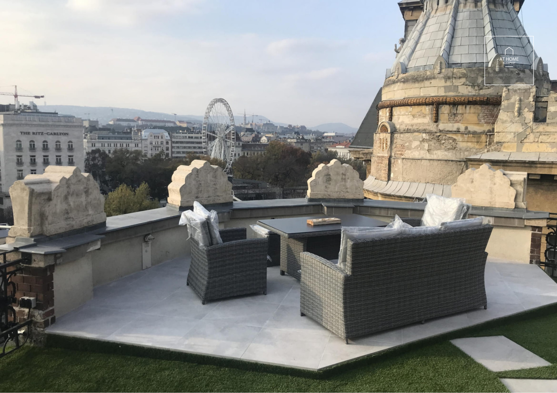 2 bedroom newly renovated and furnished, luxury apartment for rent in the 7th district of Budapest with a big 74sqm corner terrace and fantastic city view.