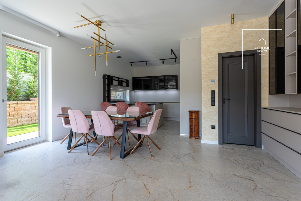 Newly Built 220 sqm Semi-Detached House with Energy-Efficient Technology in District III, Aranyhegy