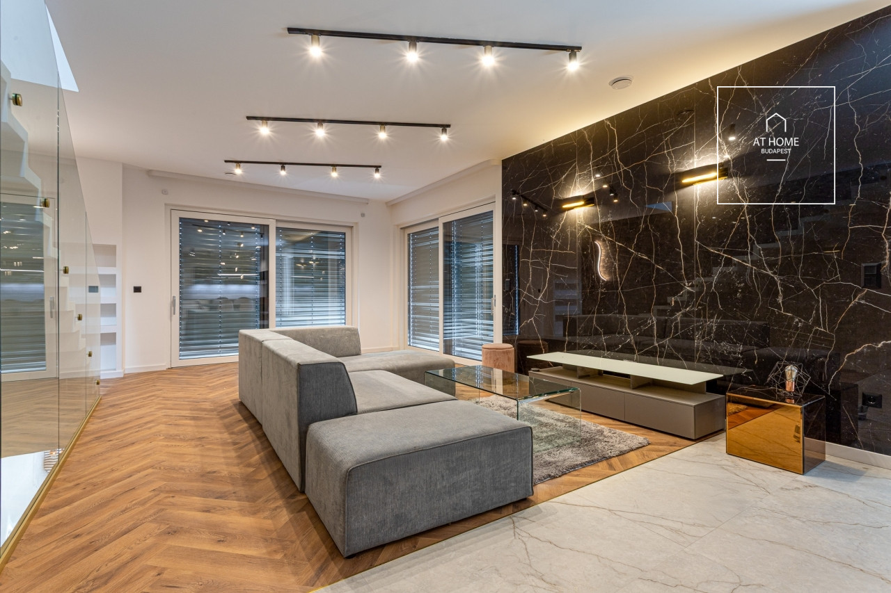 Newly Built 220 sqm Semi-Detached House with Energy-Efficient Technology in District III, Aranyhegy