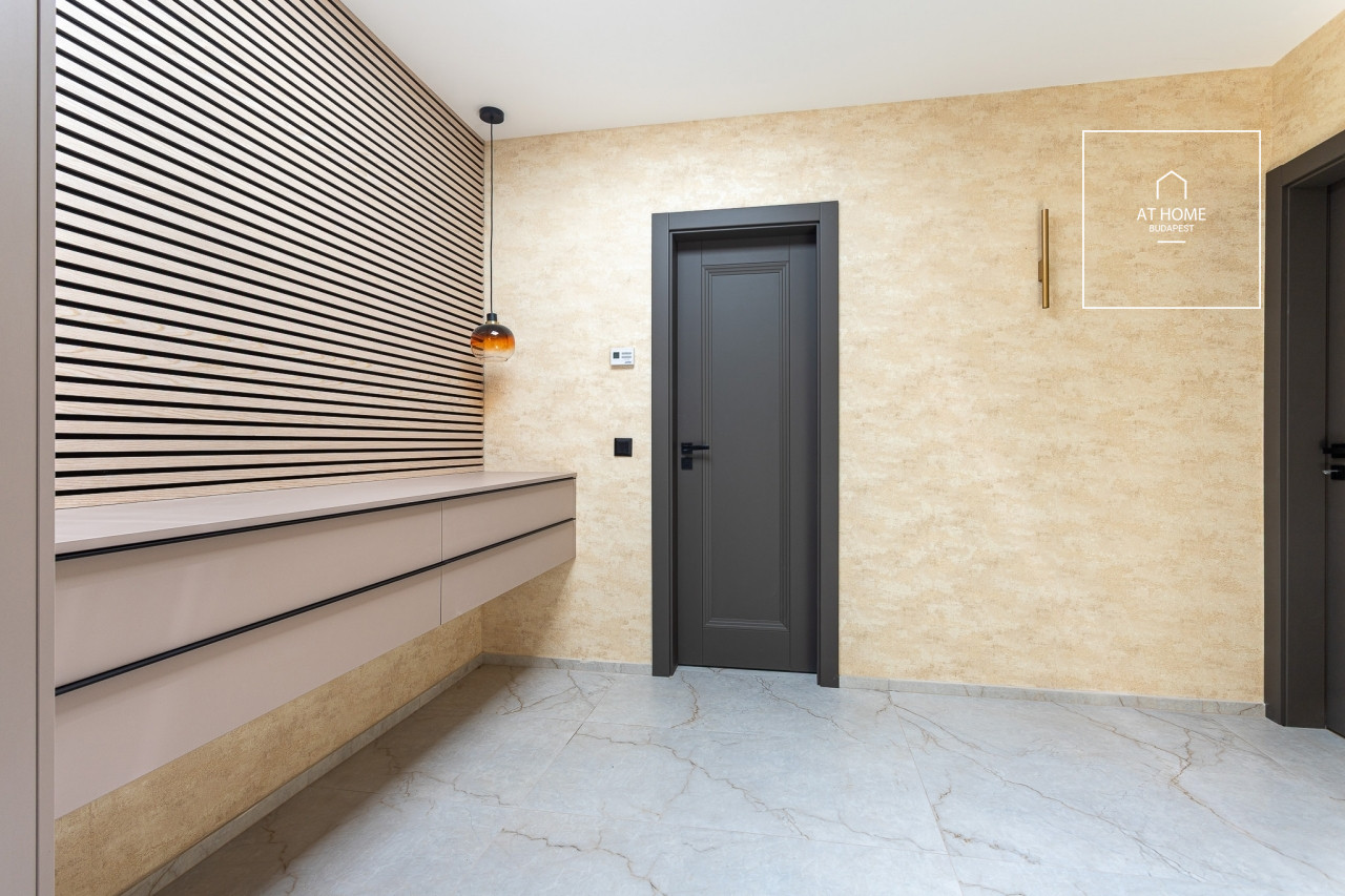 Newly Built 220 sqm Semi-Detached House with Energy-Efficient Technology in District III, Aranyhegy