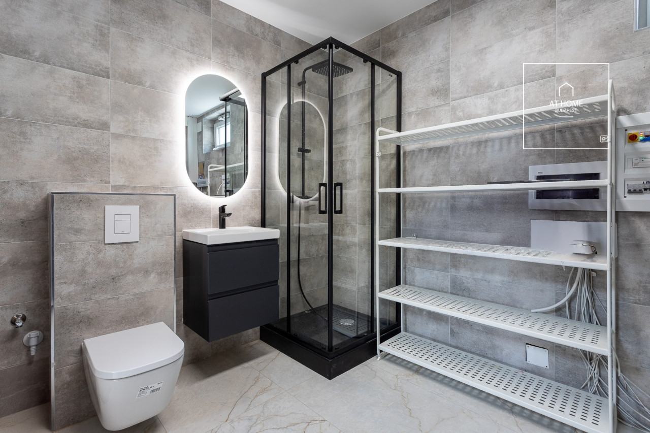 Newly Built 220 sqm Semi-Detached House with Energy-Efficient Technology in District III, Aranyhegy