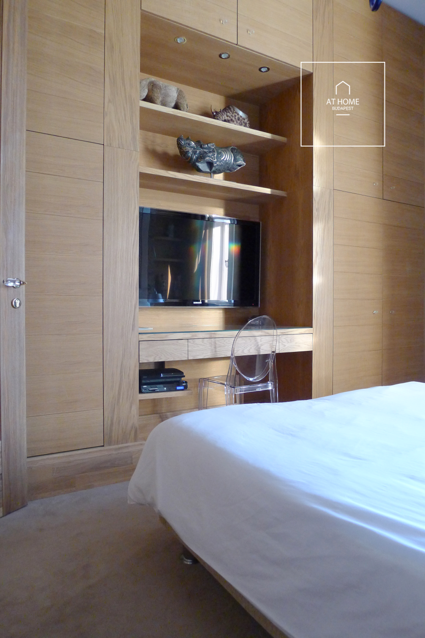 Premium apartment for rent in Budapest, District VI, Terézváros