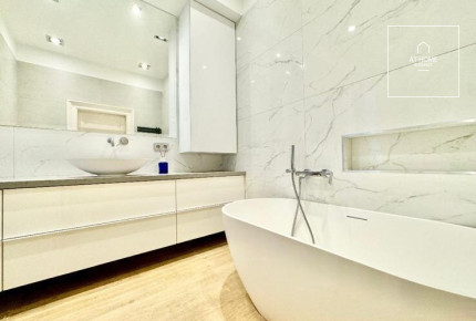 Premium refurbished one-bedroom apartment for rent in the 6th district of Budapest, Terézváros